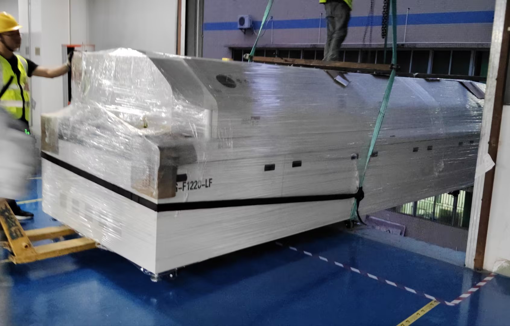 使用專門設計的回流焊設備，可以顯著提高Mini LED的焊接良率和可靠性